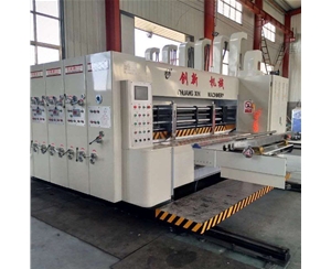 紙箱生(shēng)産車間(jian)