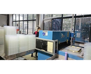 吸塑車(che)間一角(jiao)